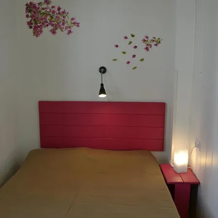 Vila 5 * خيرونا