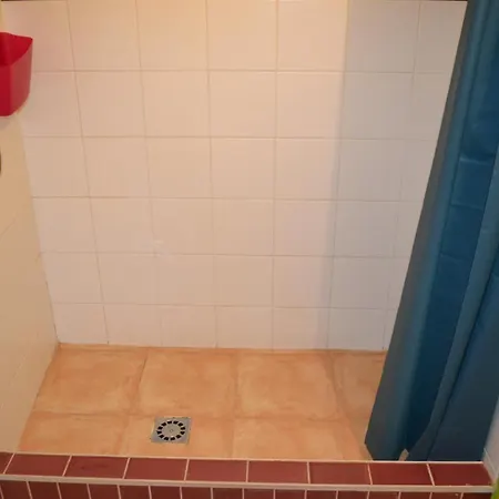 Vila 5 * Gérone